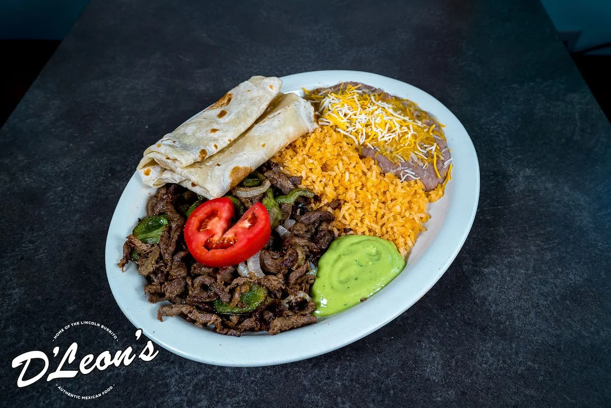 Highlands D'Leon's: Restaurant Food And Dining Photo