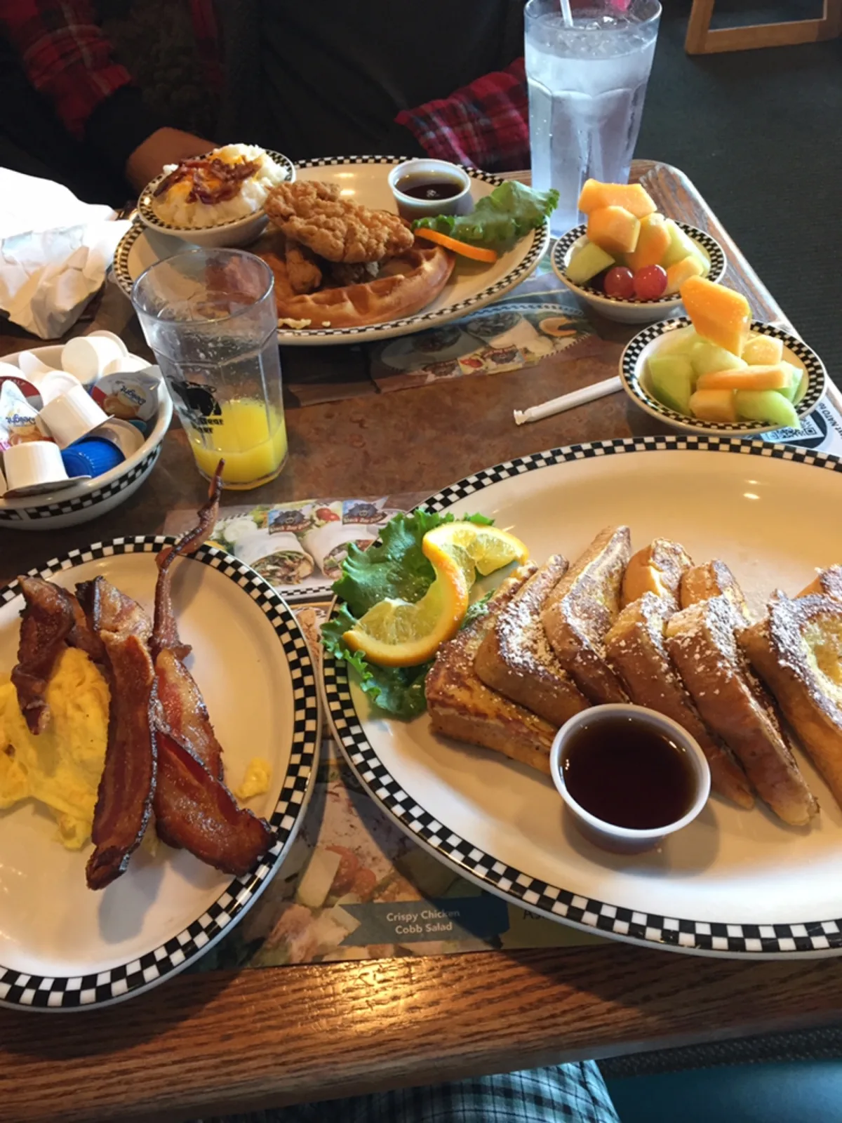 Black Bear Diner Sacramento - Natomas: Restaurant Food And Dining Photo