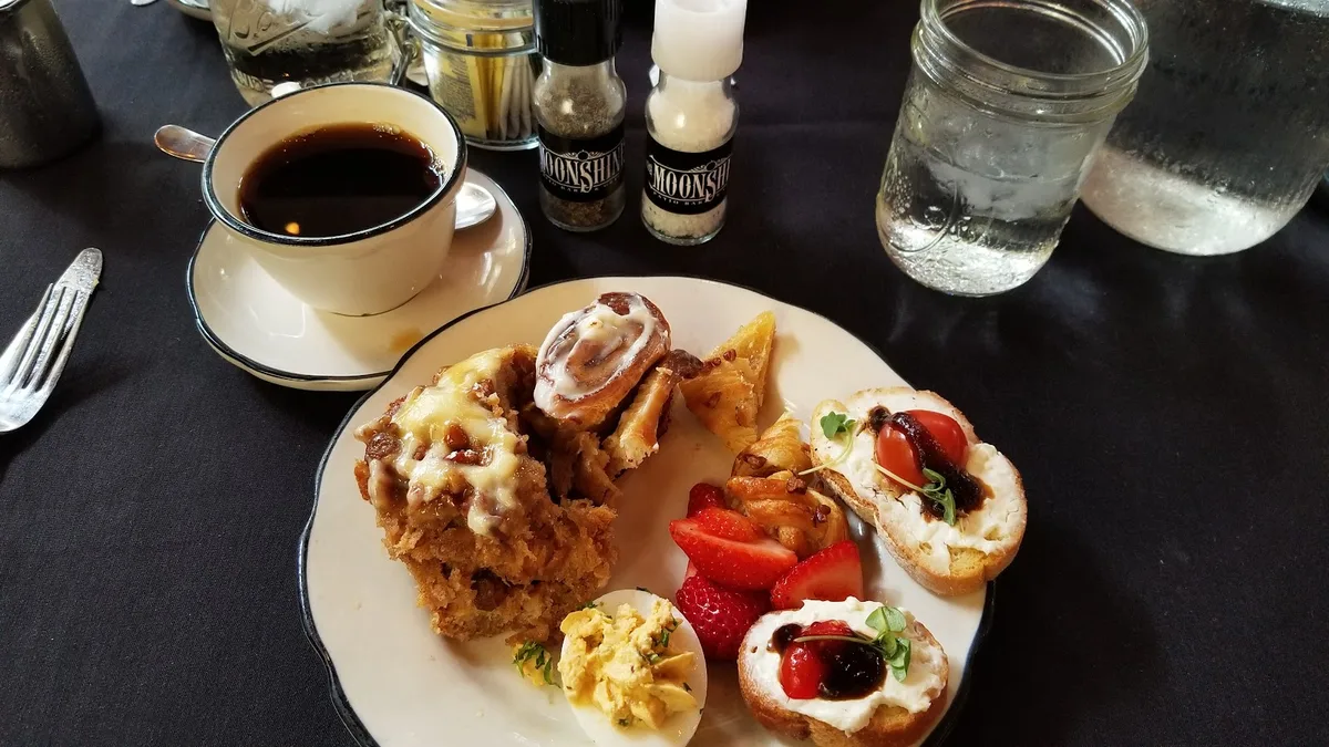 Moonshine Grill: Restaurant Photograph