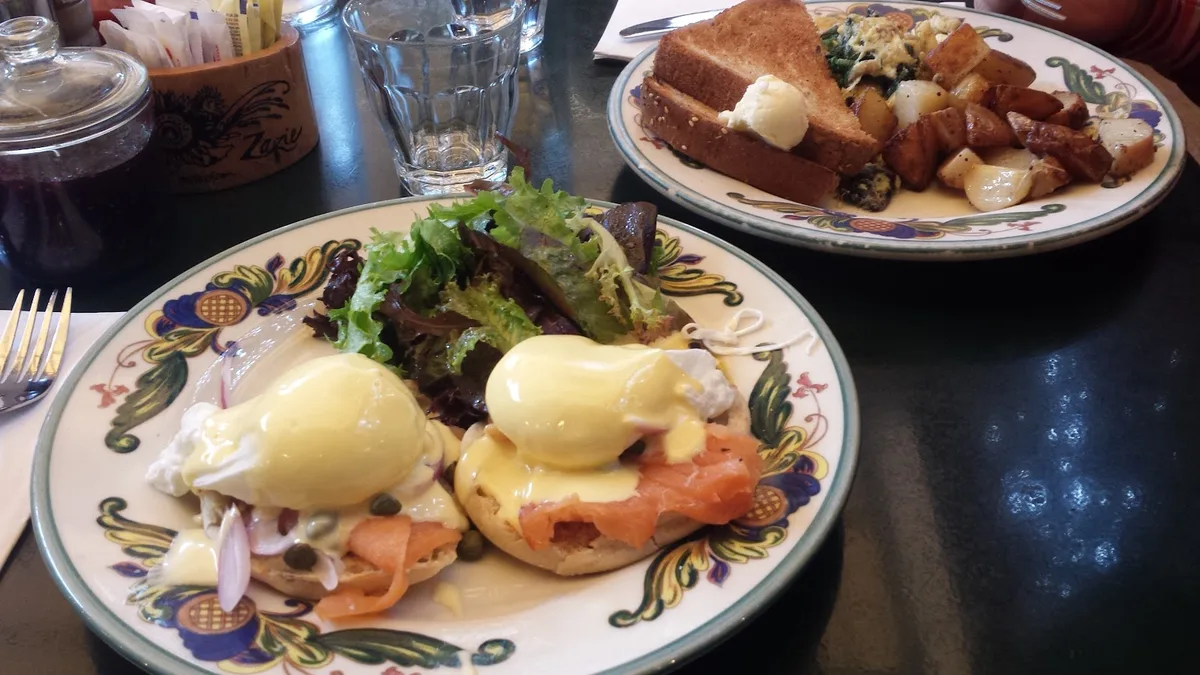 Zazie: Restaurant Photograph