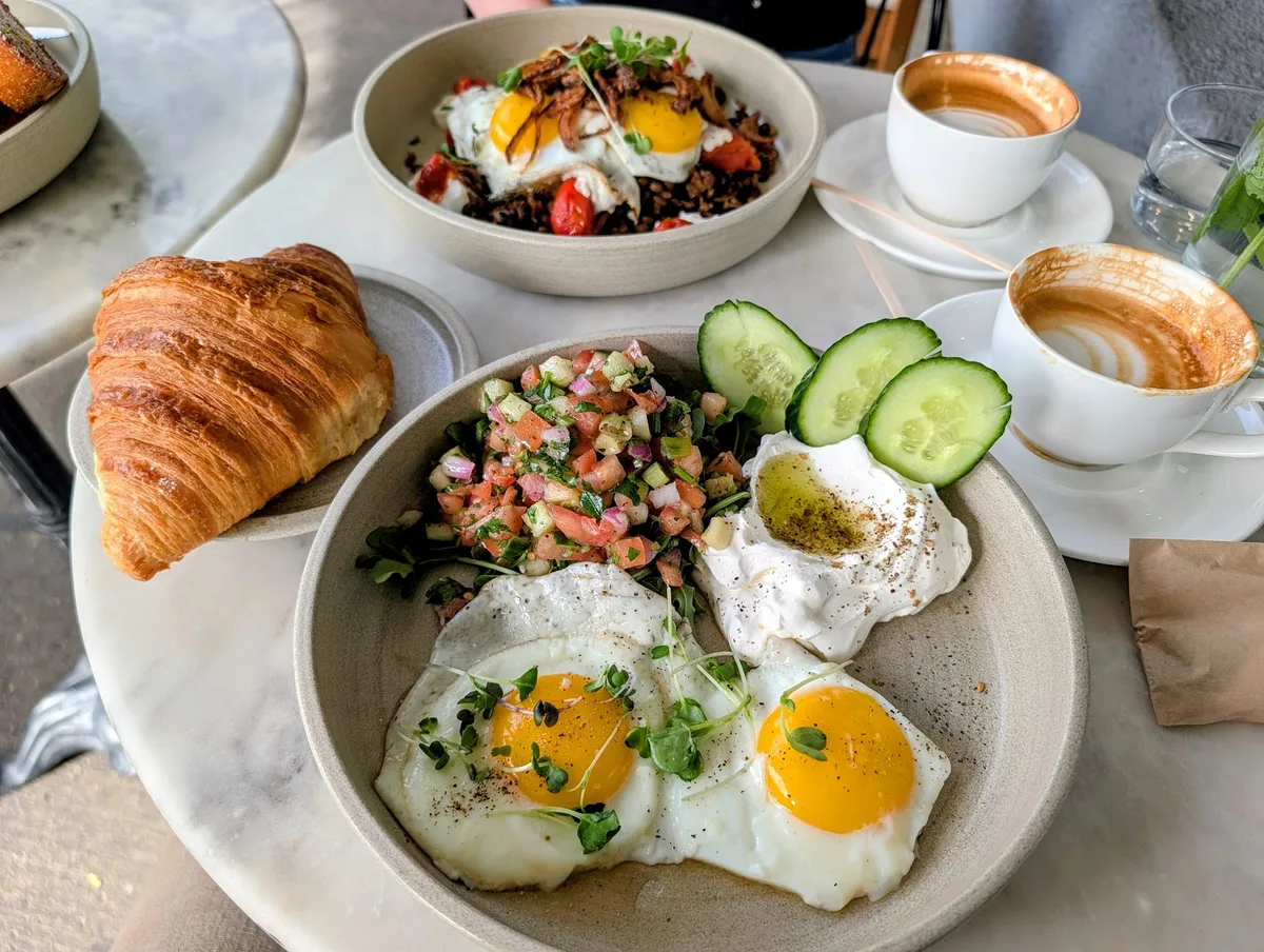 Jackie Smalls: Restaurant Photograph