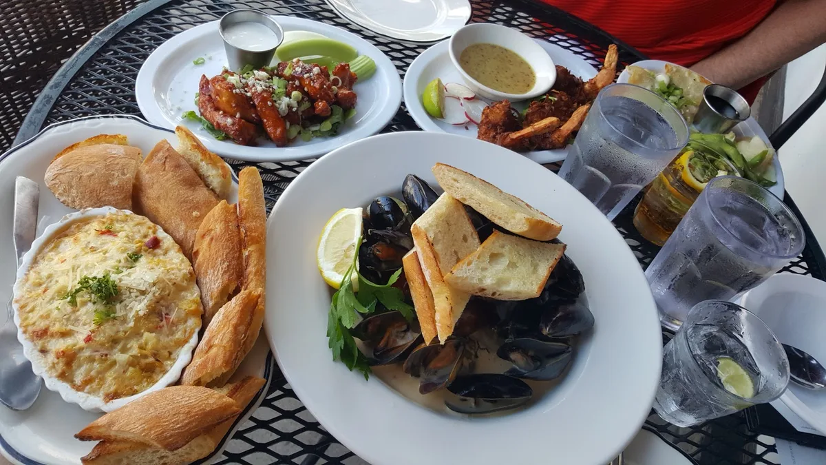 Gray's: Restaurant Food And Dining Photo