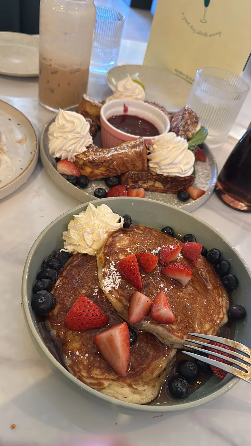 Sunny’s: Restaurant Photograph