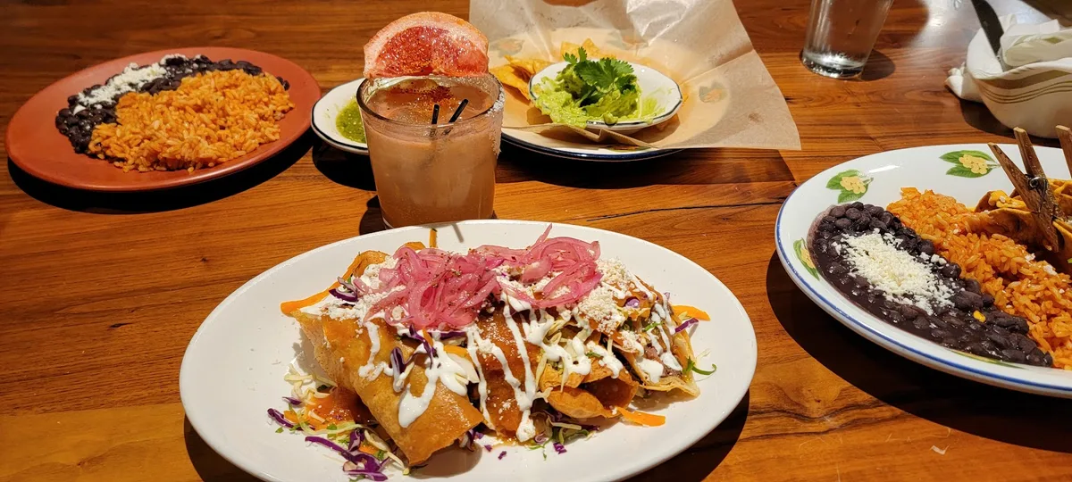 La Mesa Mexican Kitchen: Restaurant Photograph
