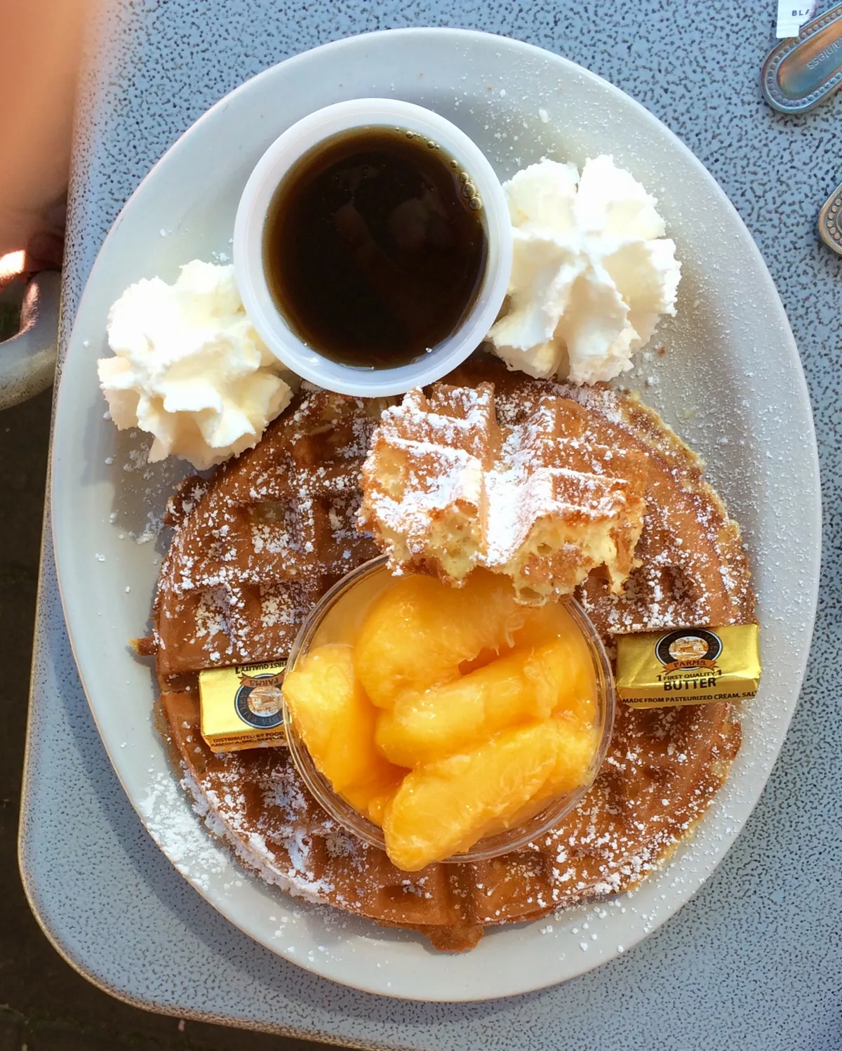 Cafe 22 West: Restaurant Food And Dining Photo