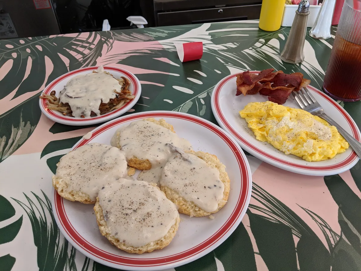 The Liquor Store: Restaurant Food And Dining Photo