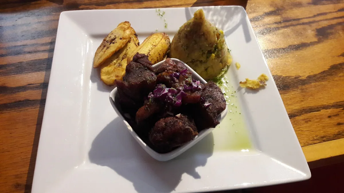 Hierba Fresca Restaurant: Restaurant Food And Dining Photo