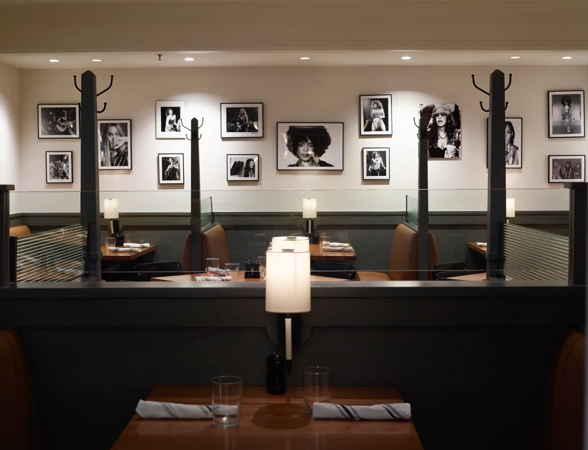 1310 Kitchen & Bar: Restaurant Photograph