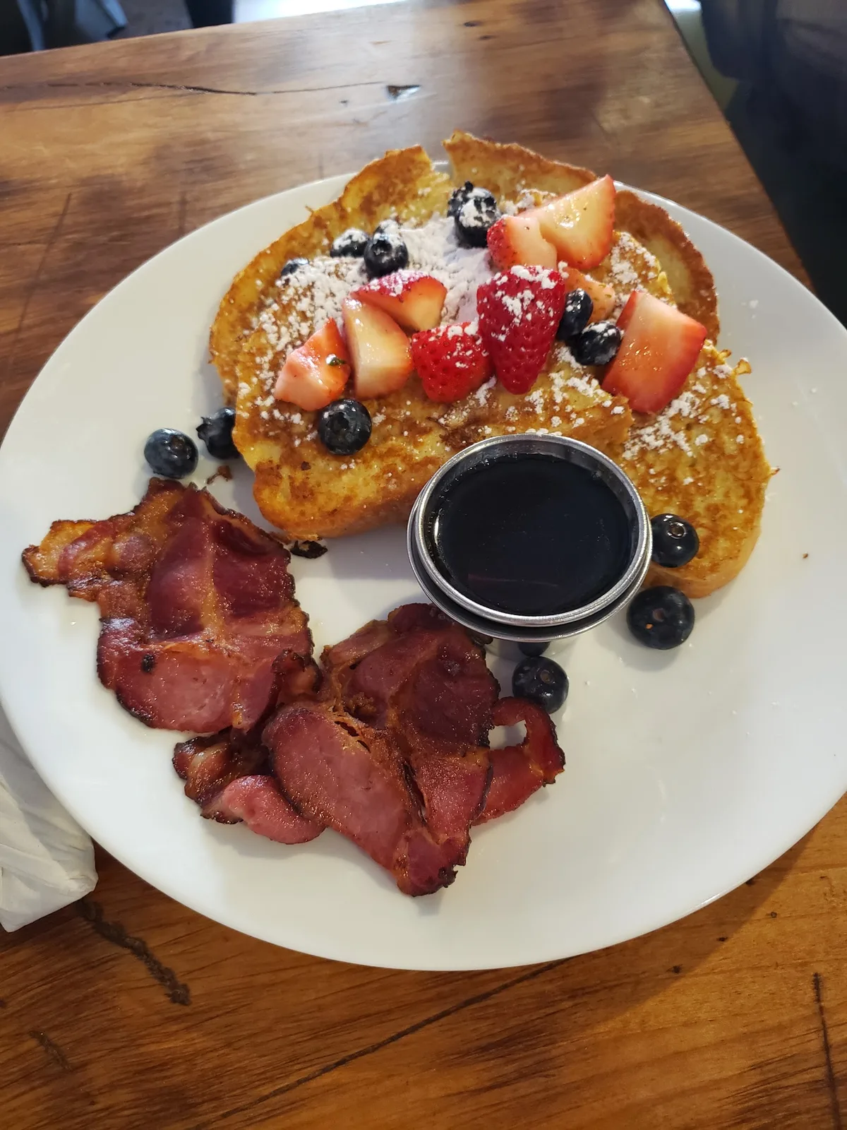 Cherry Street Kitchen: Restaurant Food And Dining Photo