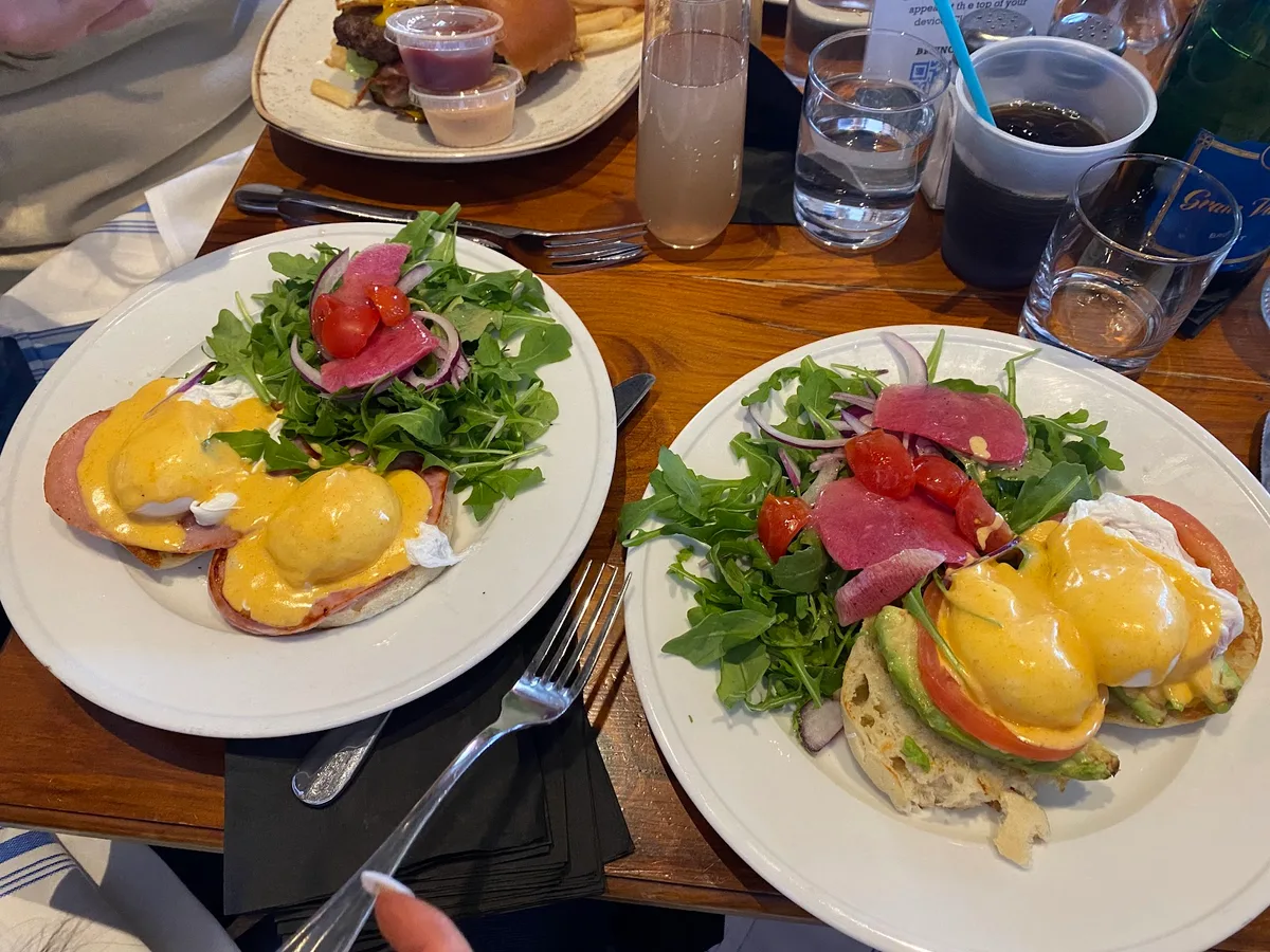 801 Restaurant & Bar: Restaurant Photograph