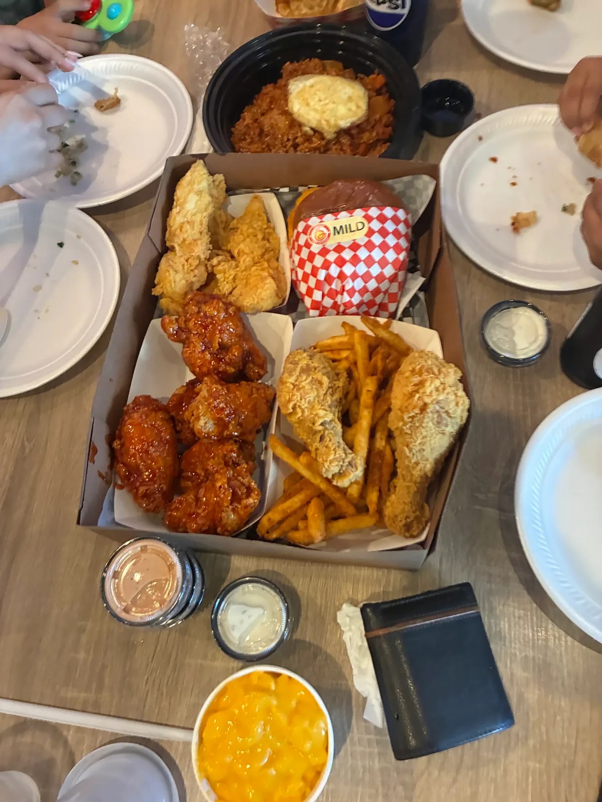 Legend Hot Chicken Restaurant: Restaurant Photograph