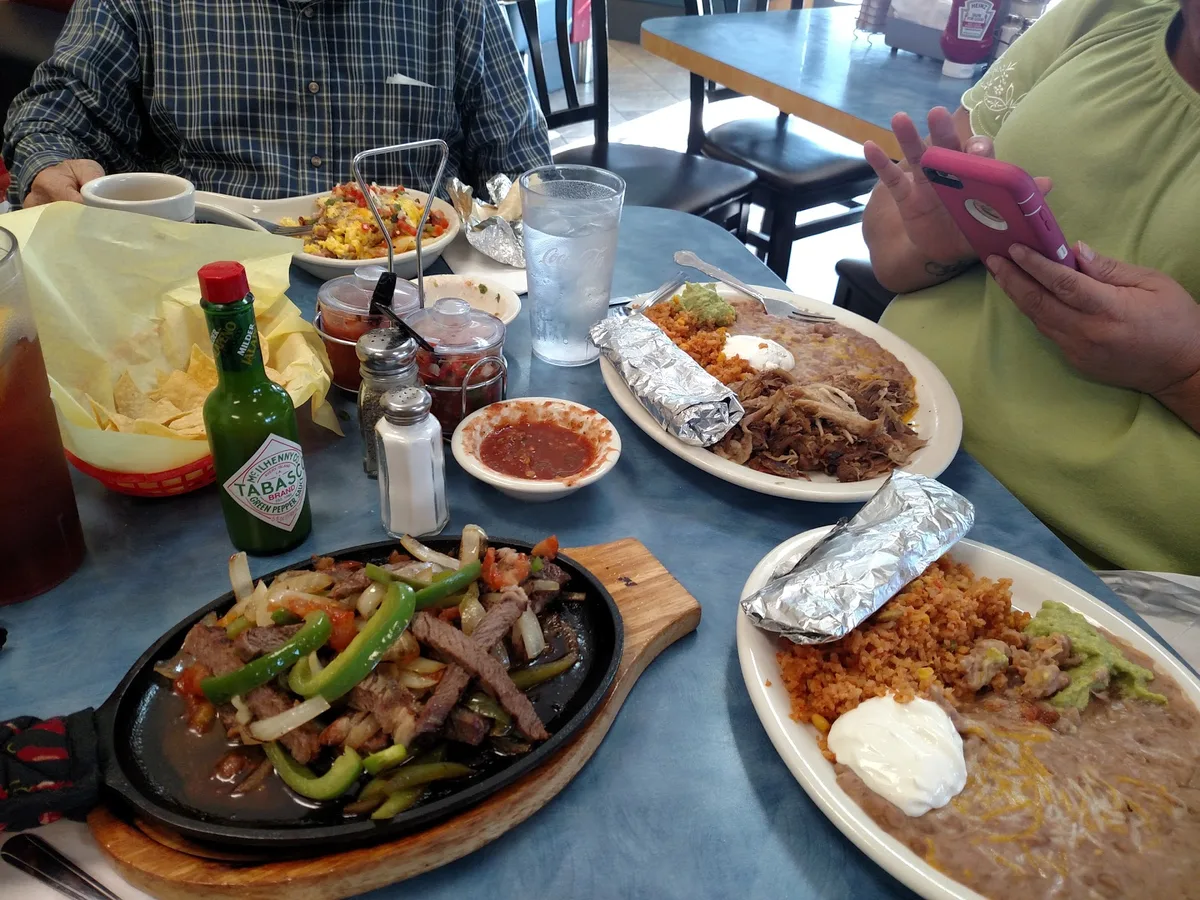 Brandon's Diner: Restaurant Food And Dining Photo