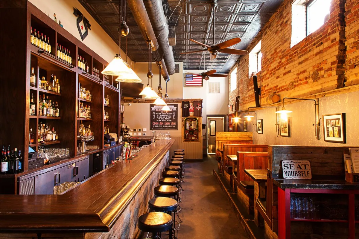 Boundary Stone: Restaurant Photograph