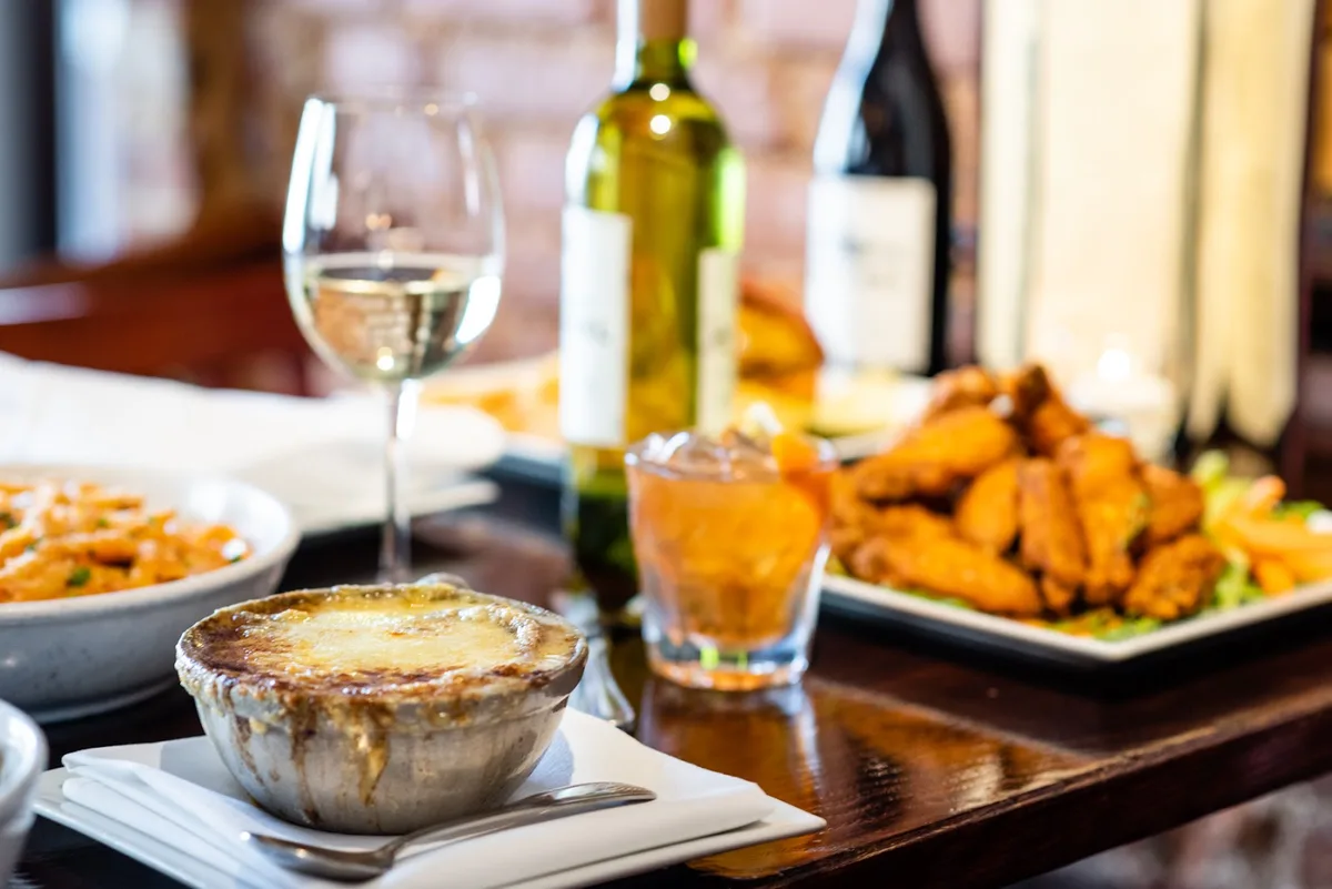 McCrossen's Tavern: Restaurant Photograph