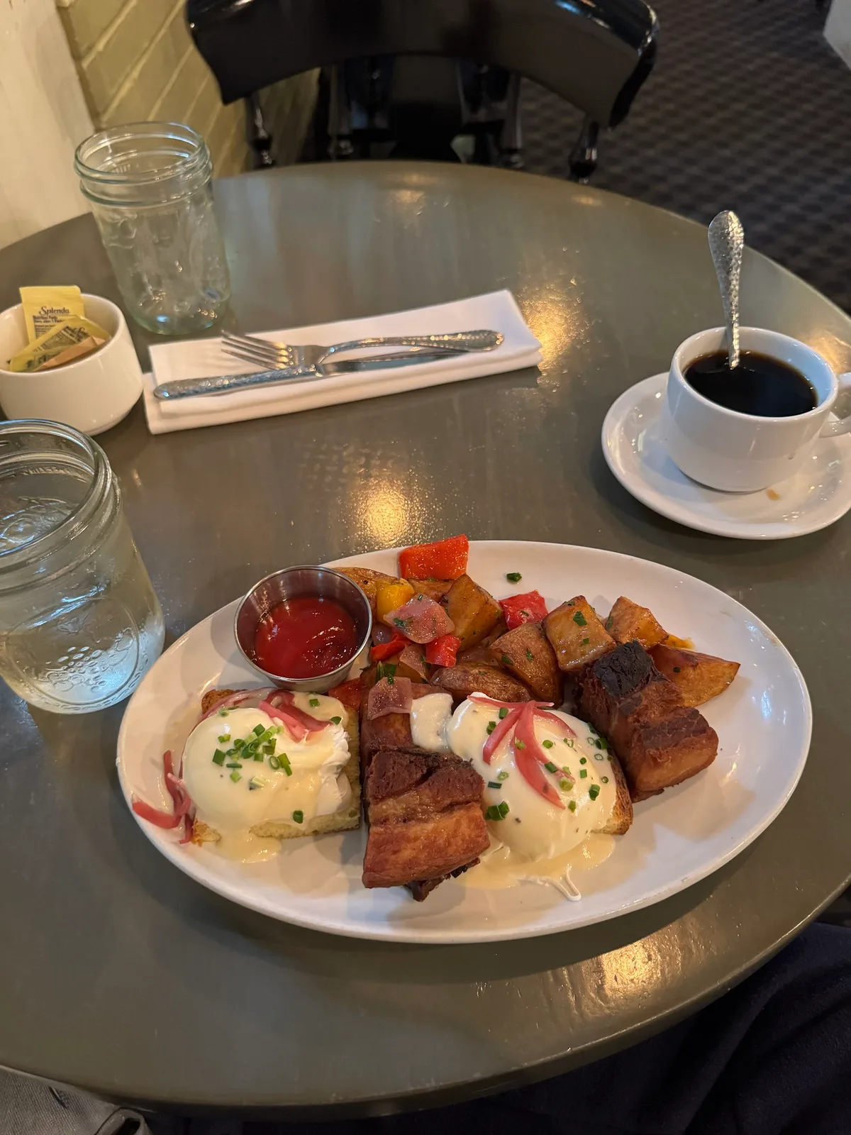 White Dog Cafe: Restaurant Photograph