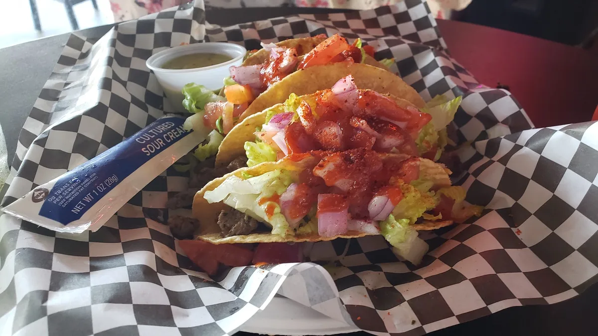 Jokers IceHouse Bar & Grill: Restaurant Food And Dining Photo