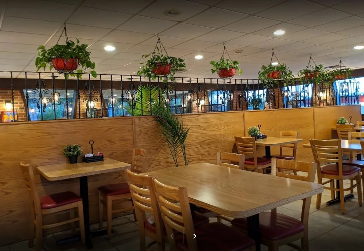 Daiva's Grille: Restaurant Photograph