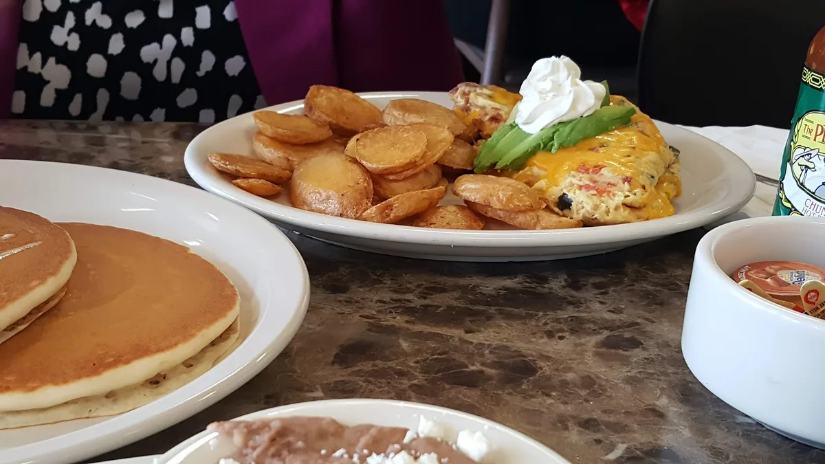 Cafe Amri: Restaurant Food And Dining Photo