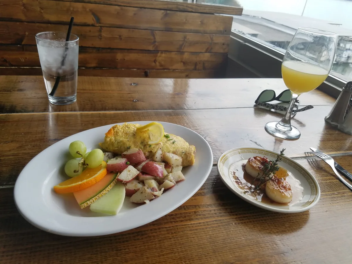 Lakeshore Grille: Restaurant Photograph