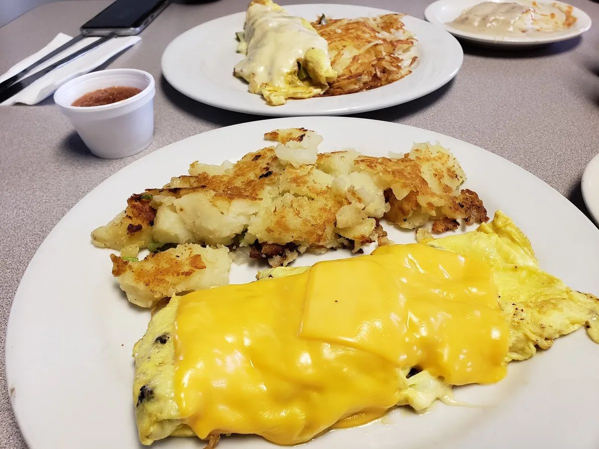 Riviera Family Restaurant: Restaurant Food And Dining Photo