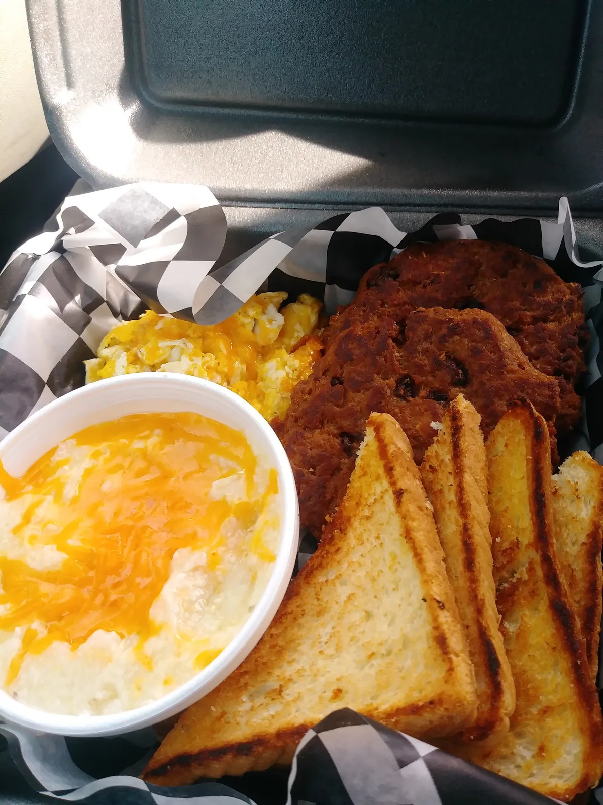 BTOPSPOT: Restaurant Food And Dining Photo