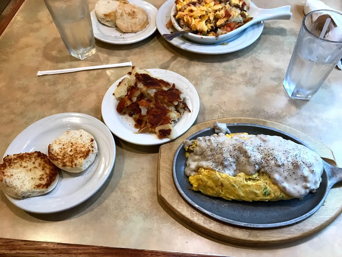 Cosmos Restaurant: Restaurant Food And Dining Photo