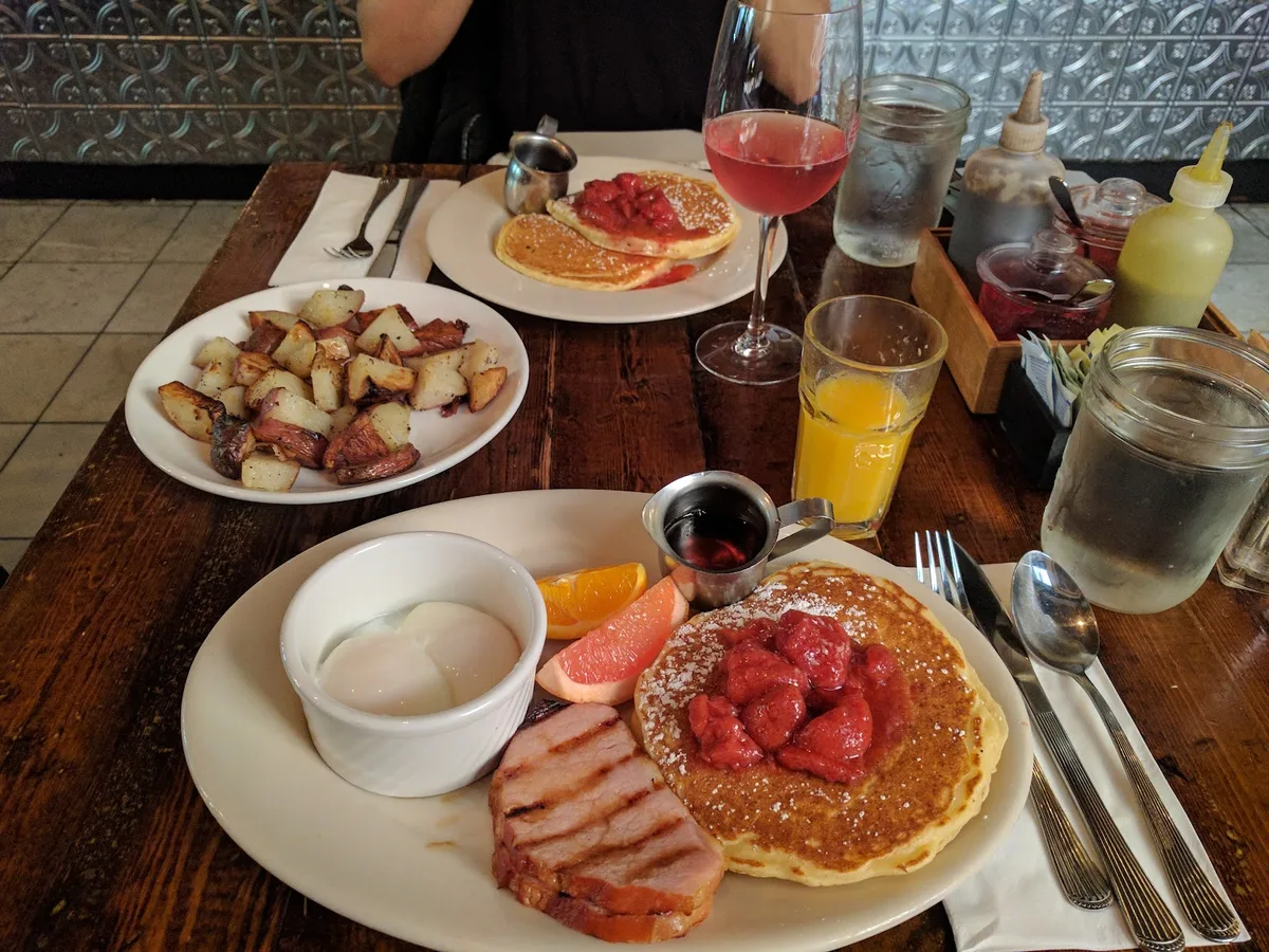 Americana Restaurant: Restaurant Photograph