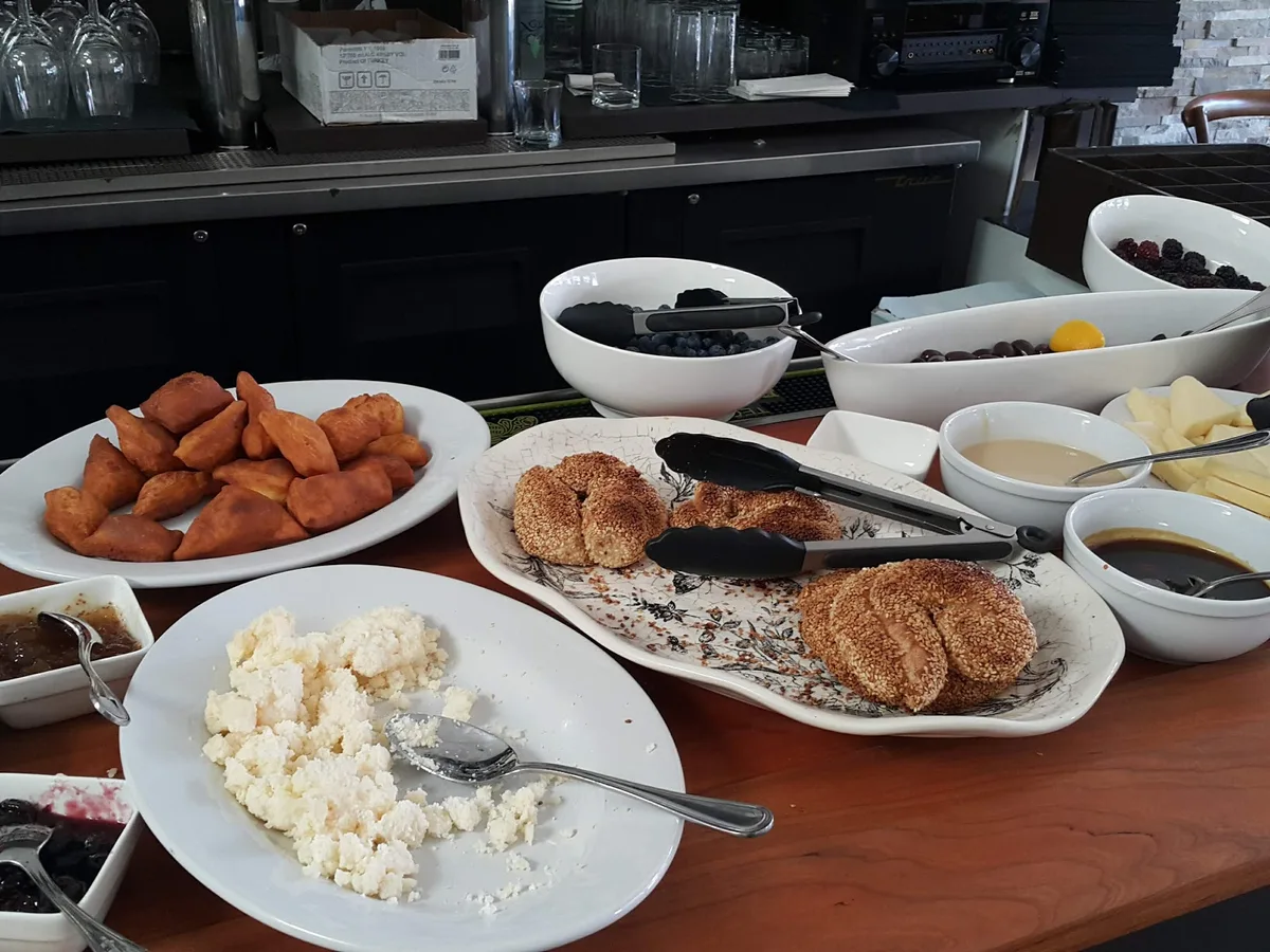 Meyhouse: Restaurant Food And Dining Photo