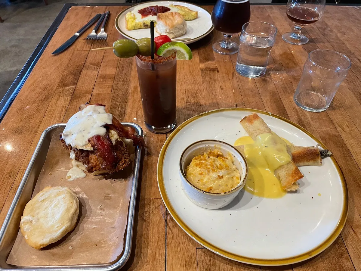 Dock 17: Restaurant Food And Dining Photo
