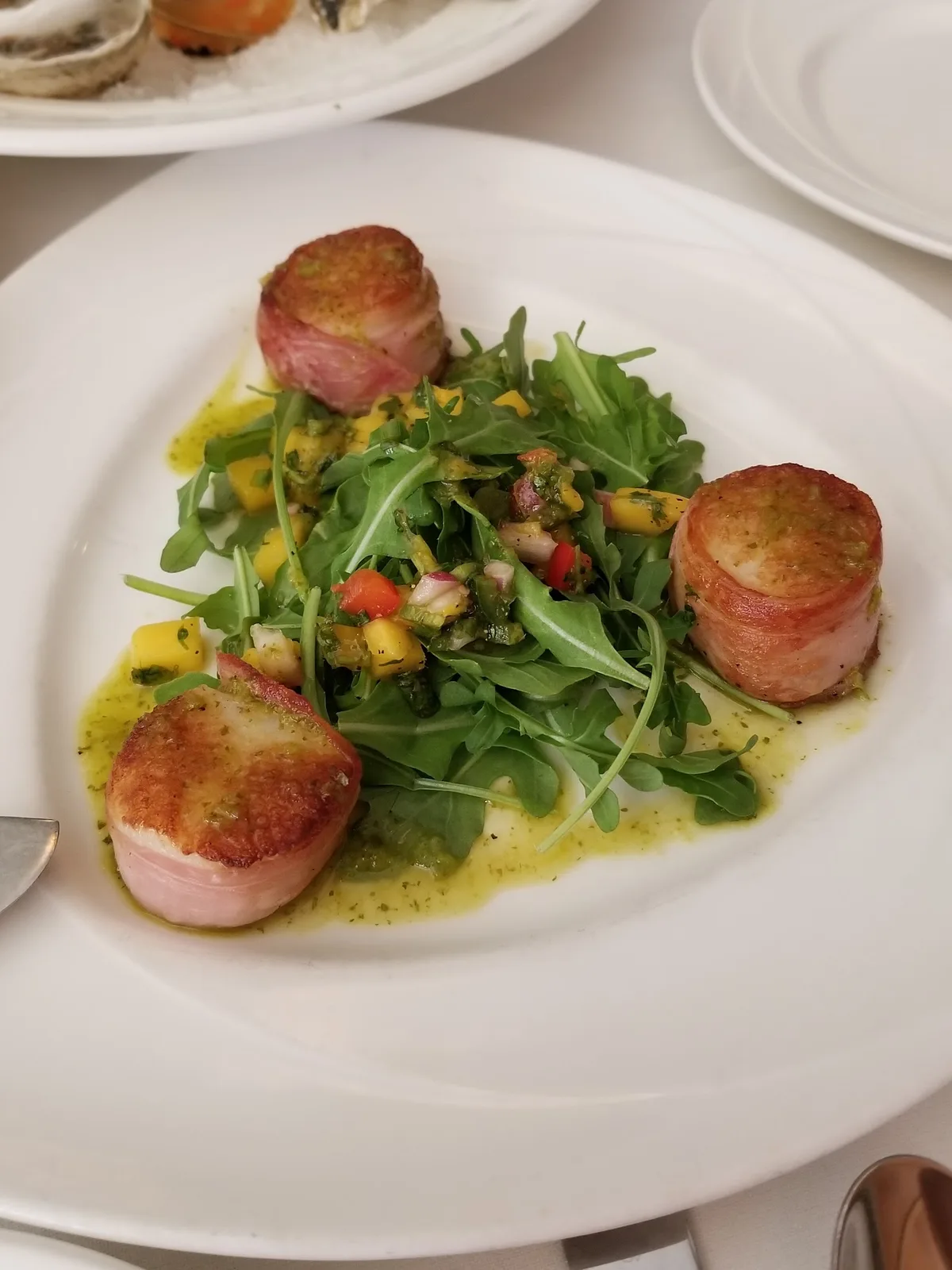 Leo's Seafood Restaurant & Bar: Restaurant Food And Dining Photo