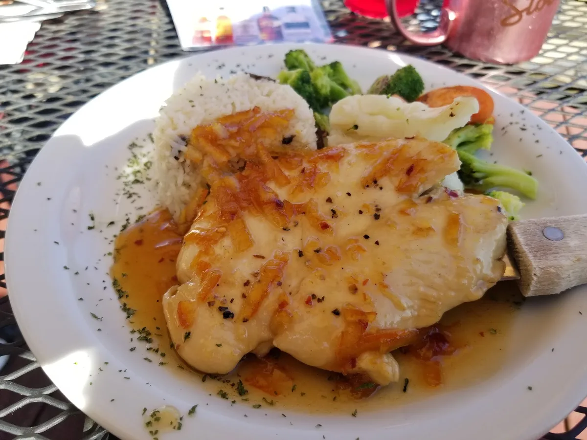 Flight Deck Restaurant & Lounge: Restaurant Food And Dining Photo