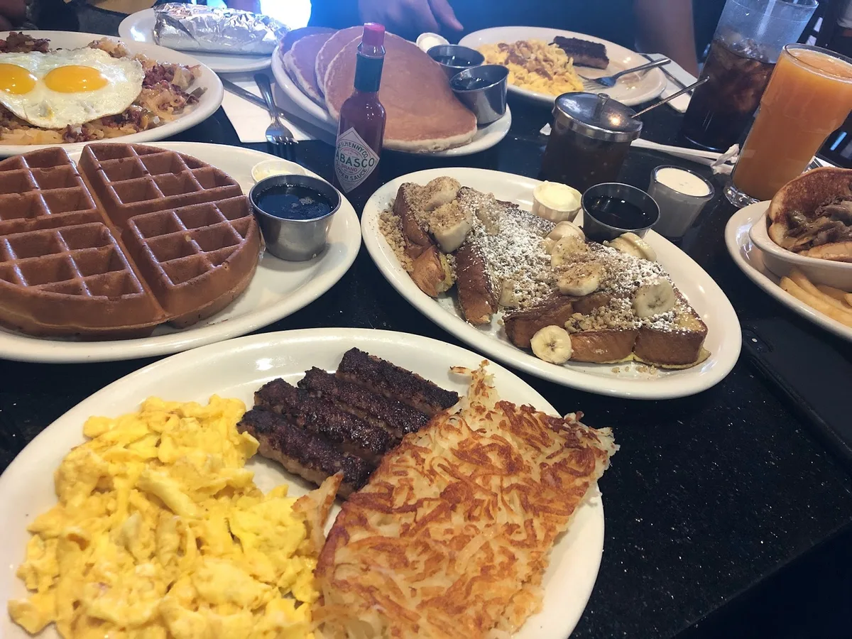 Chelly's Cafe