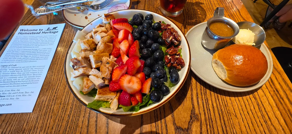 Cafe Homestead: Restaurant Photograph