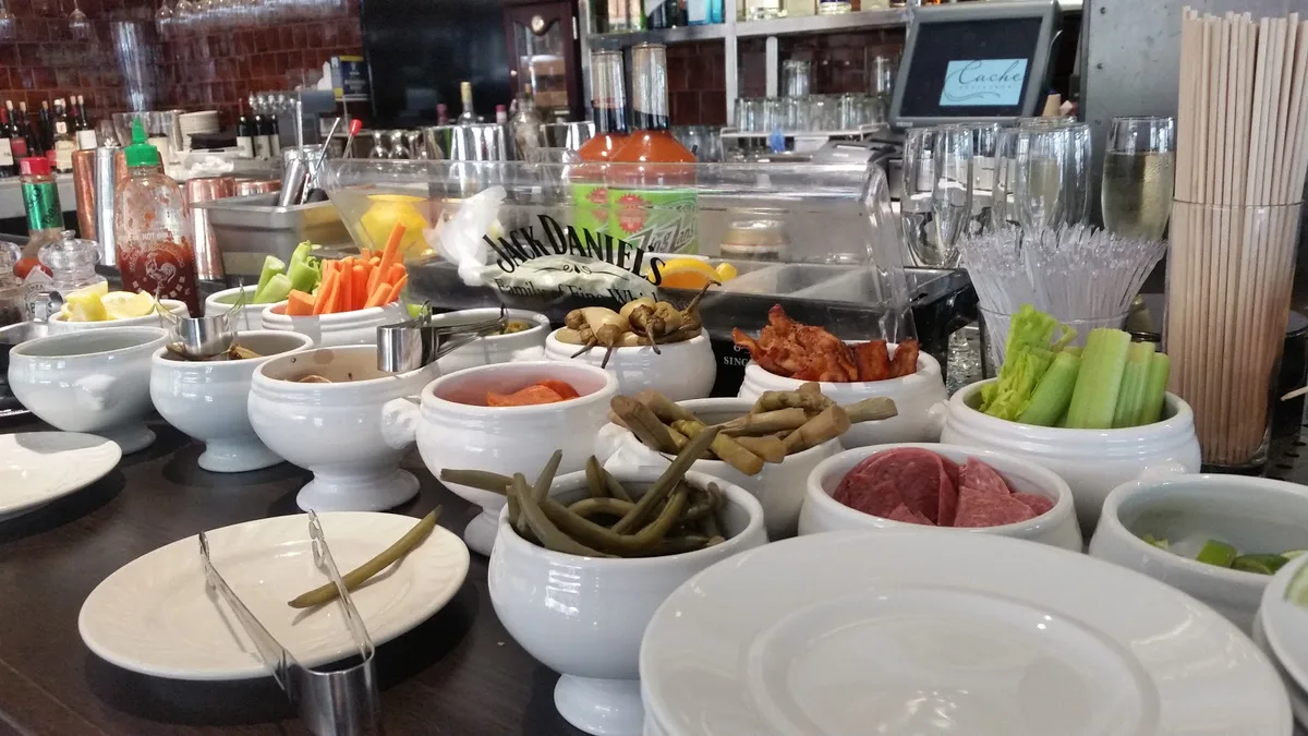 Cache Restaurant: Restaurant Food And Dining Photo