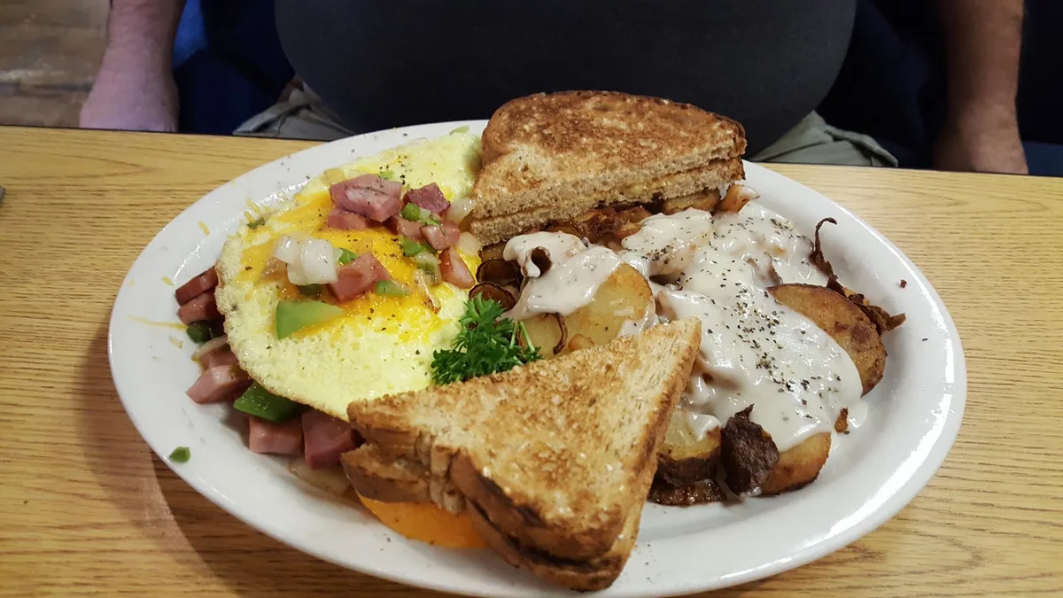 Egg Crate Cafe: Restaurant Food And Dining Photo