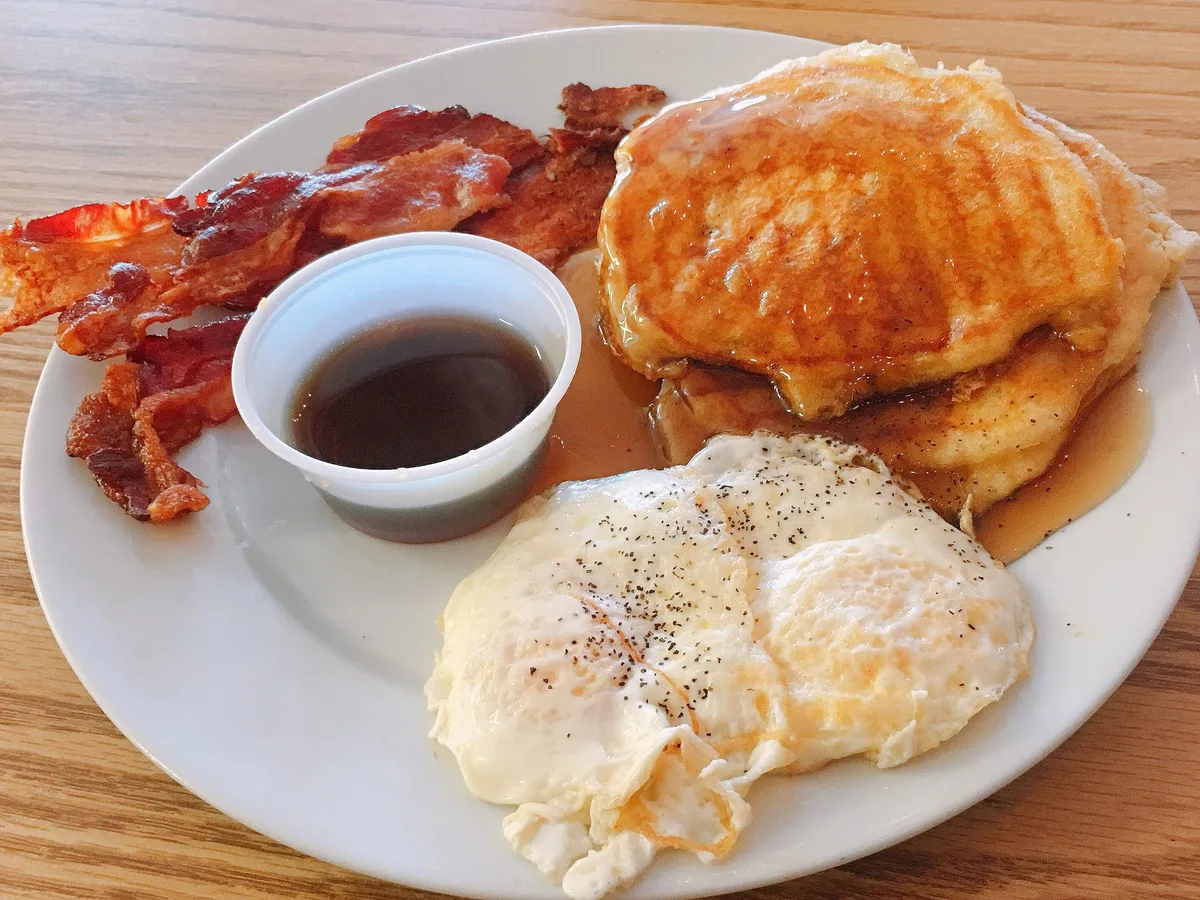 A Walk In The Park Cafe: Restaurant Food And Dining Photo