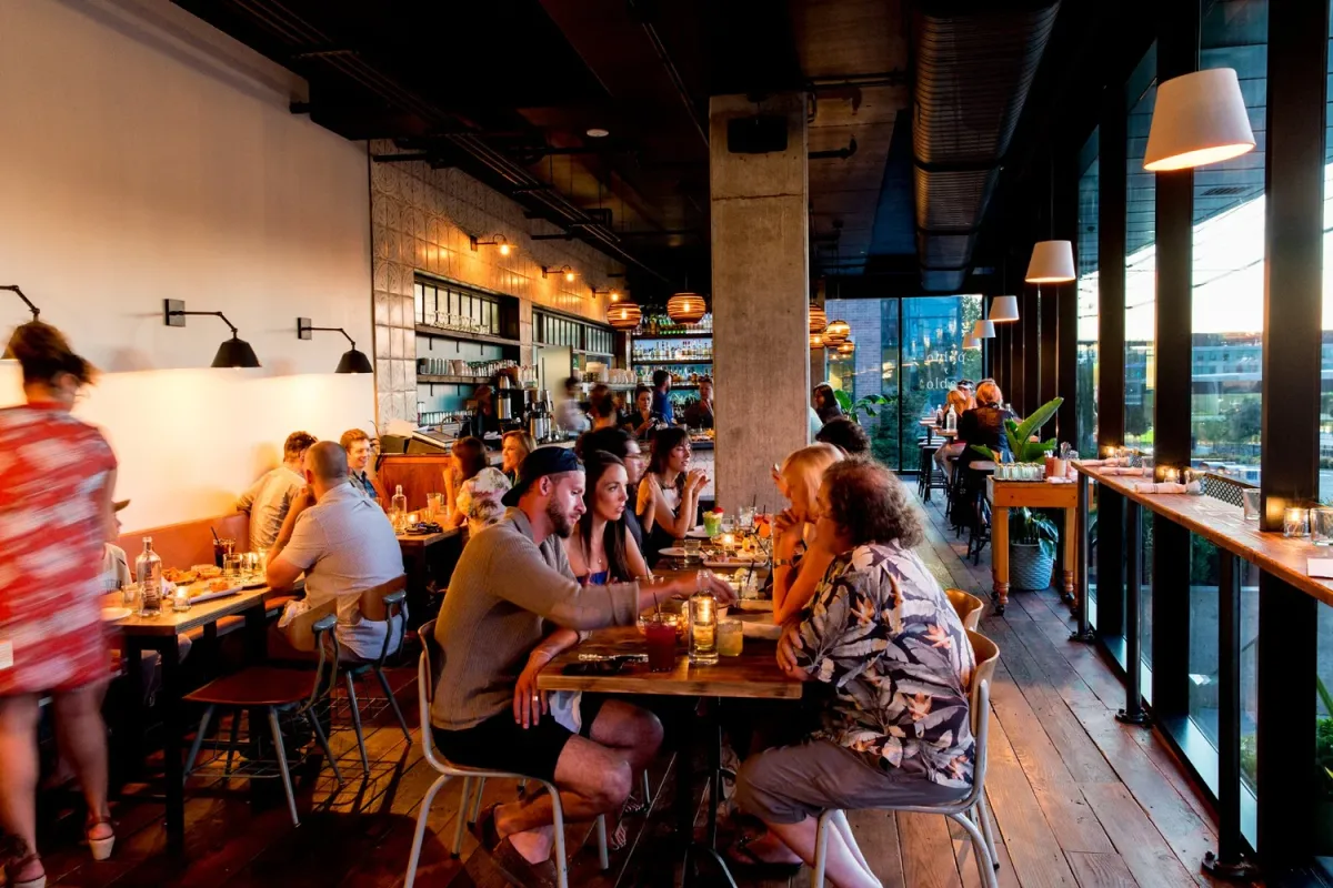 Pablo y Pablo: Restaurant Photograph
