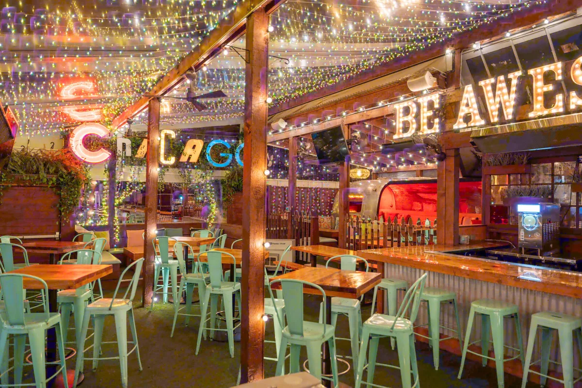 Homeslice: Restaurant Photograph
