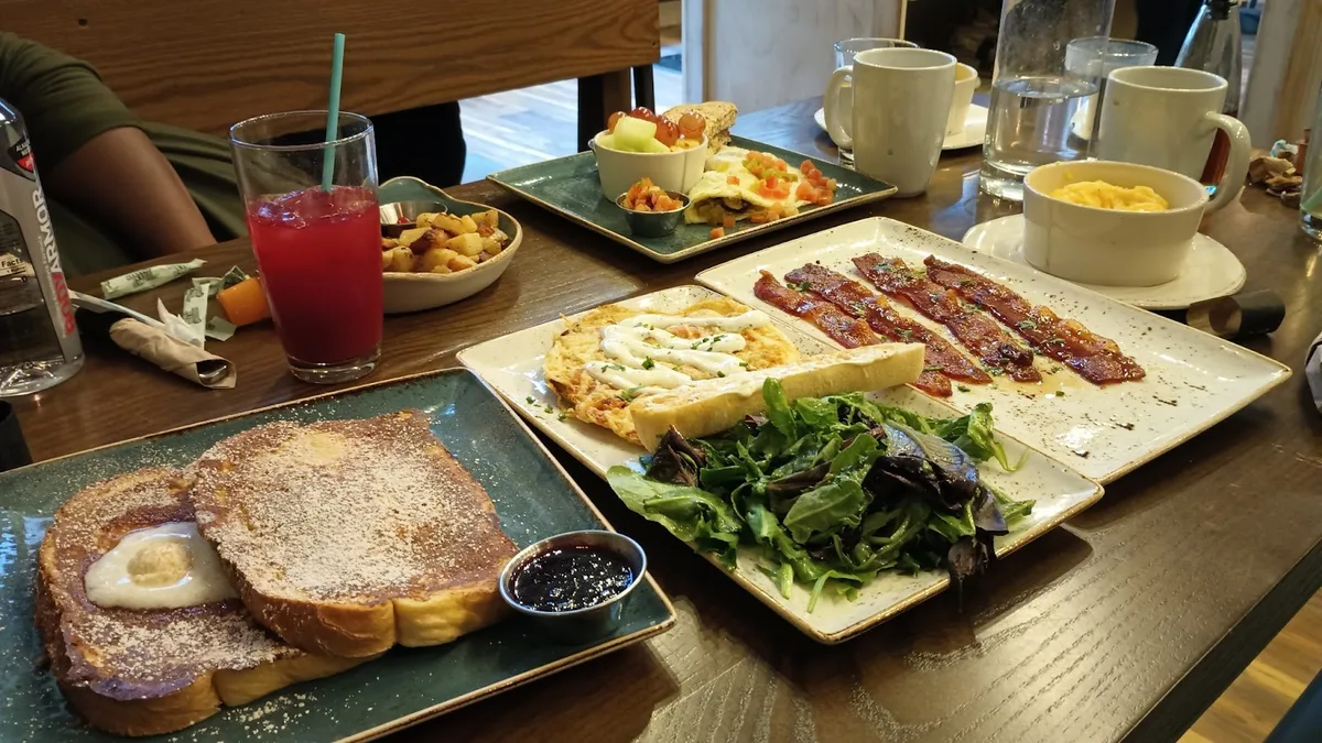 First Watch: Restaurant Photograph