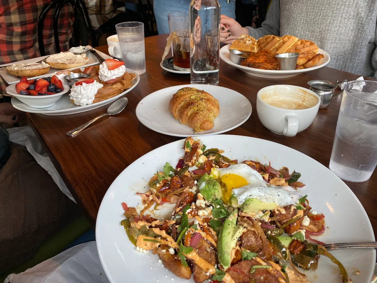 Milk & Honey: Restaurant Photograph