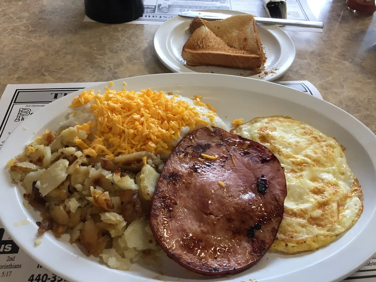 Harvard Inn Restaurant: Restaurant Food And Dining Photo