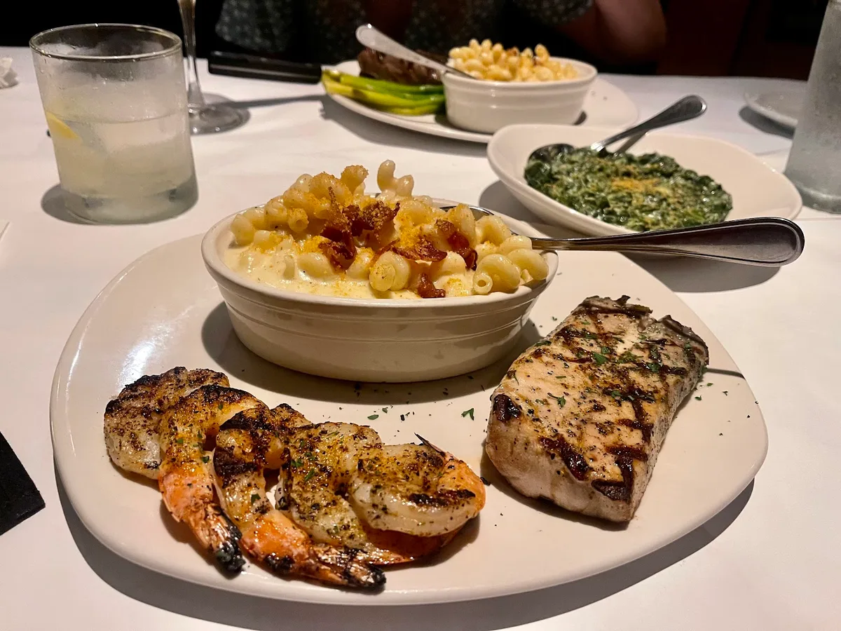 Bonefish Grill: Restaurant Photograph