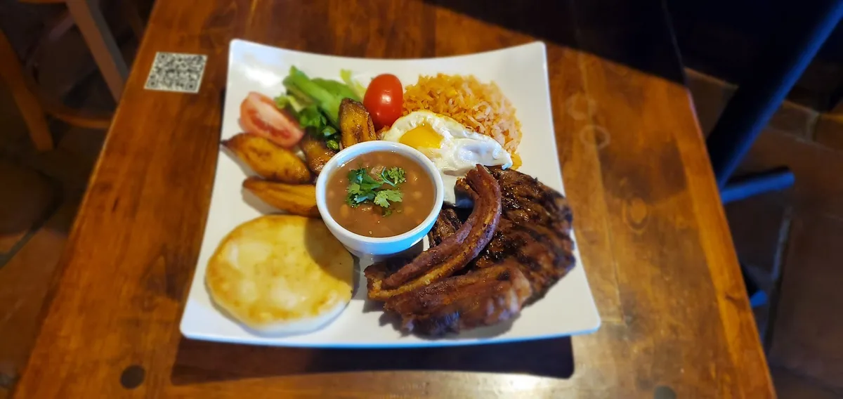 Dario's Mexican Restaurant: Restaurant Food And Dining Photo