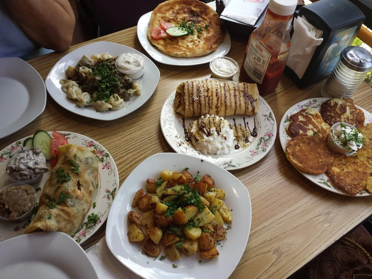 Crepes Tea House: Restaurant Food And Dining Photo