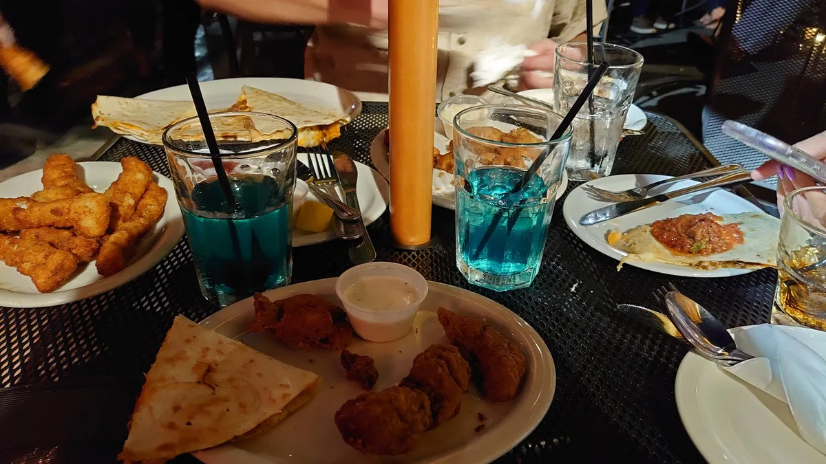 Livingstone's Restaurant & Pub: Restaurant Food And Dining Photo