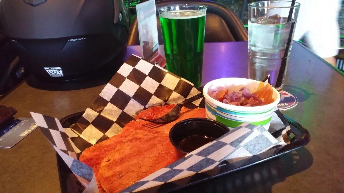 Grata Bar & Lounge: Restaurant Food And Dining Photo