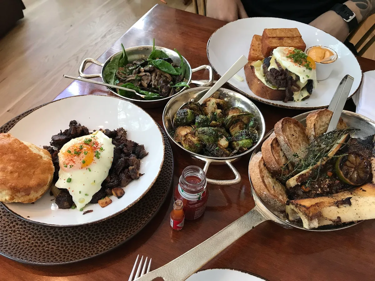 Blue Duck Tavern: Restaurant Photograph