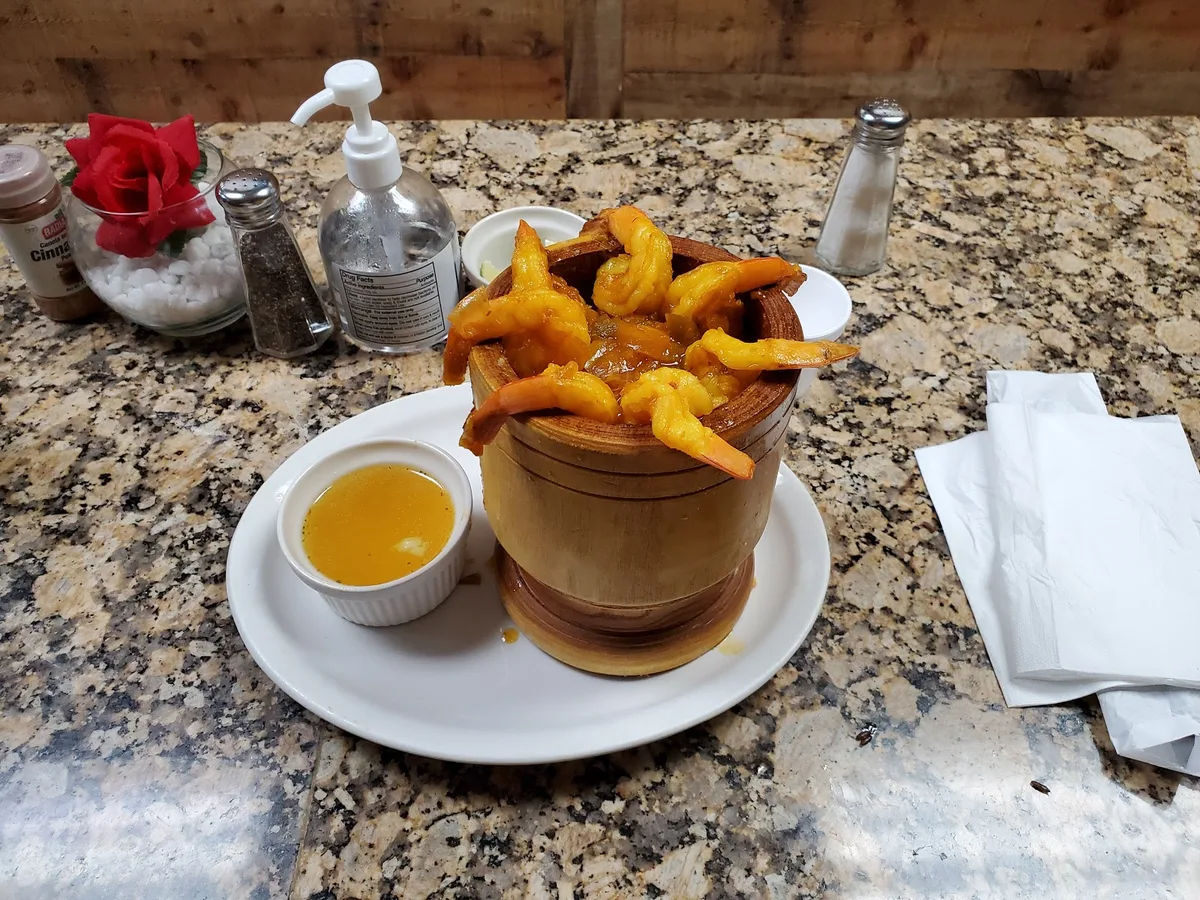 at pipo's: Restaurant Food And Dining Photo