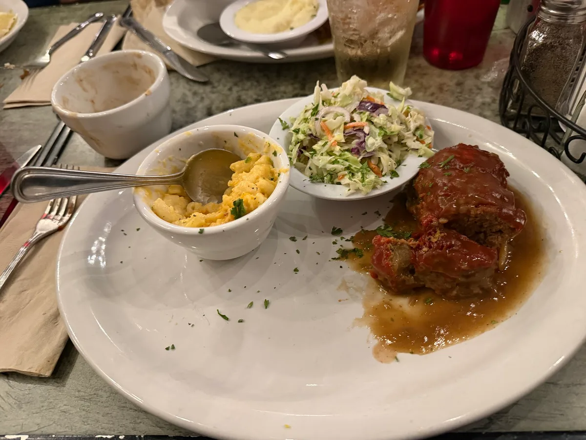 Brenda's Meat & Three: Restaurant Photograph