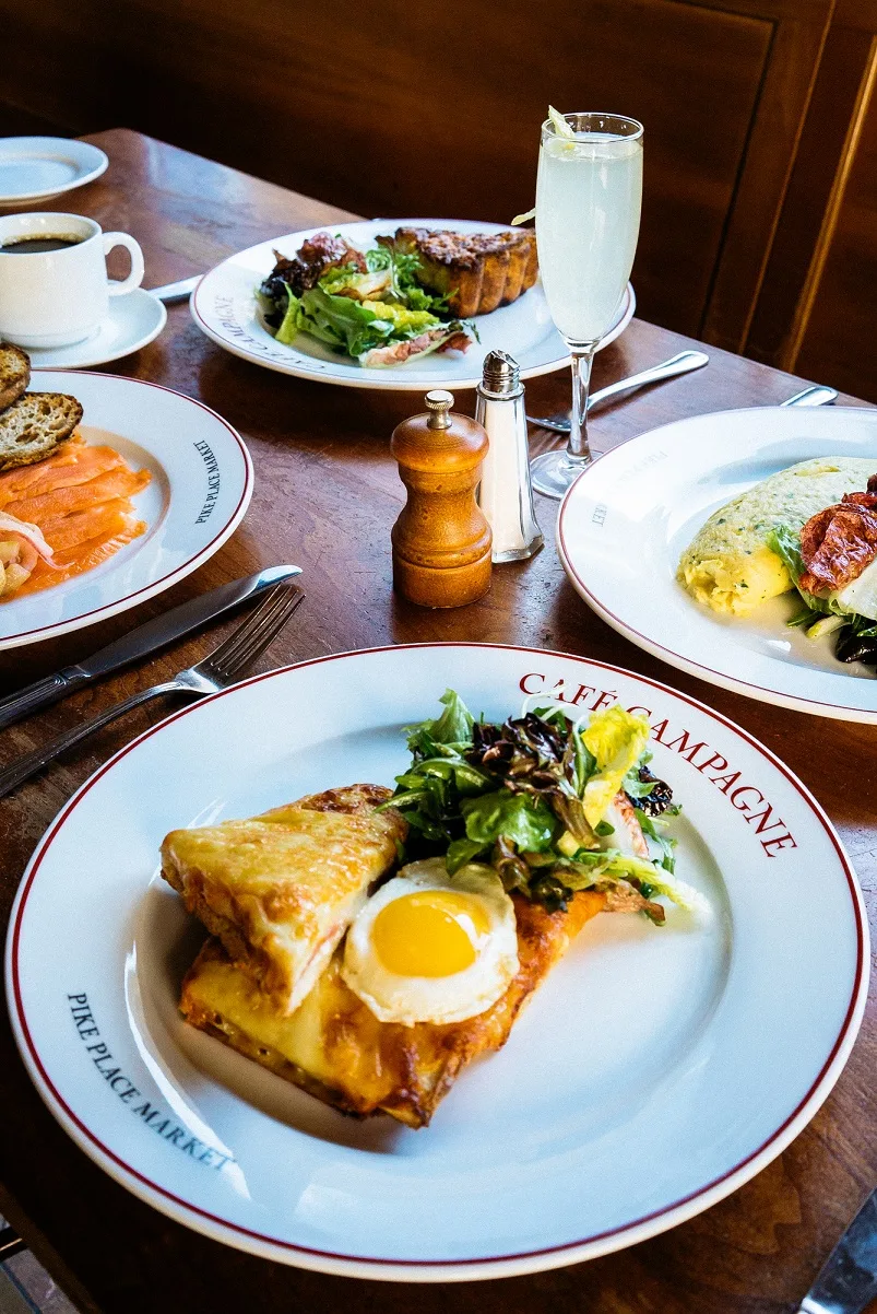 Cafe Campagne: Restaurant Photograph